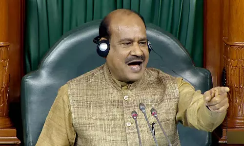 மைக் ஆஃப் செய்யப்பட்டதாக குற்றச்சாட்டு: என்னிடம் ரிமோட் கன்ட்ரோல் இல்லை என சபாநாயகர் பதில்