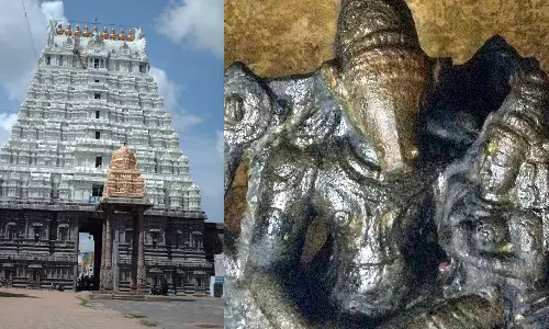 வராஹமூர்த்தி பூமி தேவியை மடியில் அமர்த்தி காட்சியளிக்கும்  கோவில்