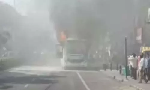 சென்னையில் ஓடும் அரசு பேருந்தில் திடீர் தீ விபத்து