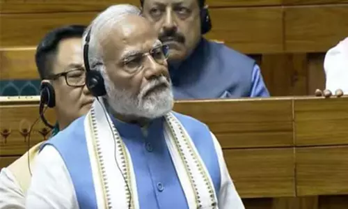 ராகுலுக்கு குழந்தை புத்தி: மக்களவையில் பிரதமர் மோடி கிண்டல்