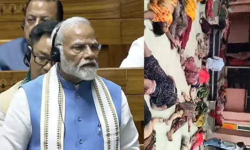 உ.பி. ஹத்ராஸில் ஆன்மிக நிகழ்வின் கூட்ட நெரிசலில் சிக்கி 122 பேர் பலி : பிரதமர் மோடி இரங்கல்