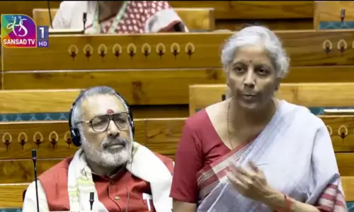 முதலில் தமிழக முதல்வரிடம் சொல்லுங்கள்: திருமாவளவனுக்கு பதிலளித்த நிர்மலா சீதாராமன்