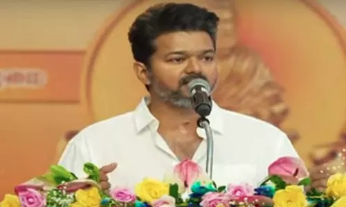 நீட் விலக்கு கோரி தமிழக அரசு கொண்டுவந்துள்ள தீர்மானத்தை வரவேற்கிறேன்- விஜய்