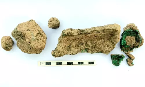 10-ம் கட்ட அகழாய்வு பணி: கீழடியில் செம்புப் பொருட்கள் கண்டெடுப்பு