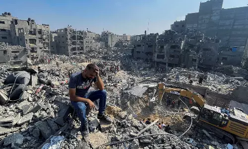 போர் காரணமாக காசாவில் 10-இல் 9 பேர் இடம்பெயர்ந்துள்ளனர் - ஐ.நா.