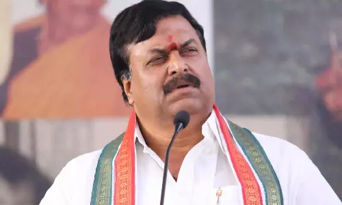 கள்ளச்சாராய மரணங்களுக்கு பிற மாநிலங்கள் மீது பழி போட கூடாது- சுதாகர்ரெட்டி பேட்டி