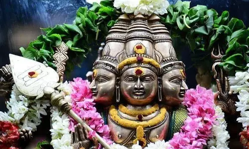 ஆன்மிகம்: இன்றைய முக்கிய நிகழ்வுகள் மற்றும் பஞ்சாங்கம்