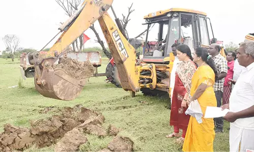 ஏரியில் வண்டல் மண் எடுக்க அனுமதி