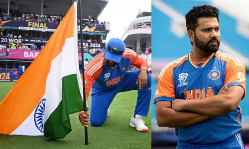 தேசிய கொடியை அவமதித்தாரா ரோகித் சர்மா? - விமர்சிக்கும் ரசிகர்கள்