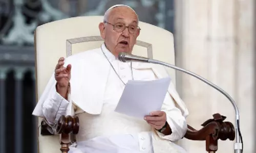 உக்ரைன், காசாவில் கொடூர தாக்குதல்: அமைதி முயற்சிகளை ஏற்படுத்த போப் பிரான்சிஸ் வேண்டுகோள்
