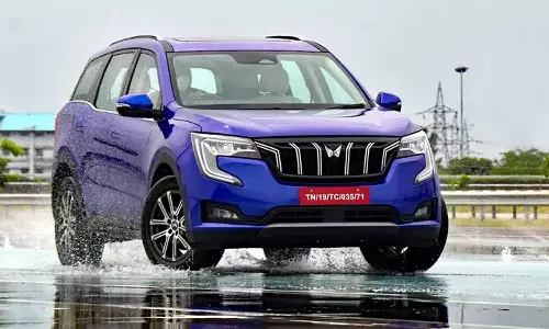 கார் மாடலுக்கு ரூ.2லட்சம் வரை விலை குறைப்பு - மஹிந்திரா அதிரடி