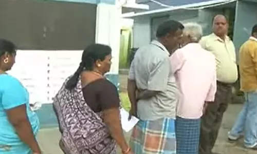 விக்கிரவாண்டி இடைத்தேர்தல்- 1 மணி நிலவரப்படி 50.95 சதவீதம் வாக்குப்பதிவு