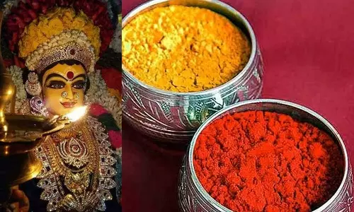 தெய்வீக பண்புகளை தரும் குங்குமம்