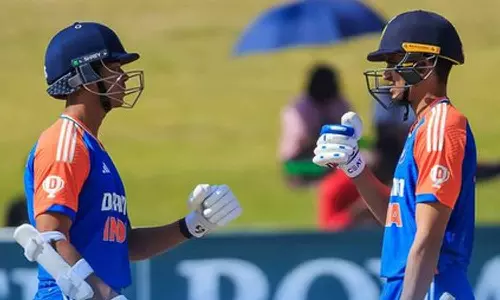 அரை சதம் விளாசிய சுப்மன் கில்- ஜிம்பாப்வேக்கு 183 ரன்கள் இலக்கு