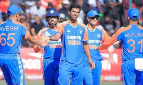 வாஷிங்டன் சுந்தர் அசத்தல் பந்து வீச்சு- ஜிம்பாப்வேயை வீழ்த்தி இந்தியா அபார வெற்றி