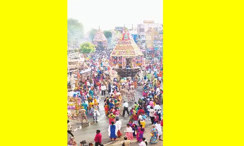 சிதம்பரம் நடராஜர் கோவிலில் ஆனித்திருமஞ்சன தேர் திருவிழா