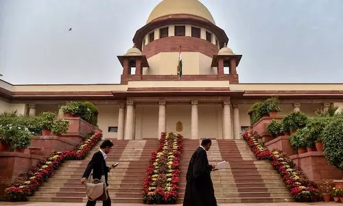 நீதிபதிகளுக்கு சம்பளம், பணப்பலன்கள் அளிக்காத விவகாரம்- மாநில தலைமைச் செயலாளர்கள் நேரில் ஆஜராக உத்தரவு