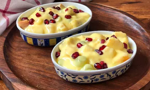 ஃப்ரூட் கஸ்டர்ட் ஈஸியா செய்யலாம் வாங்க...