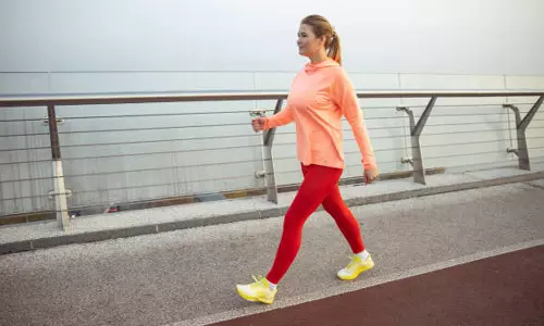 ஒரு நாளுக்கு இத்தனை Step நடந்தா போதும்.. ஆய்வில் குட் நியூஸ்.. வாக்கிங் போகலாம் போலயே..