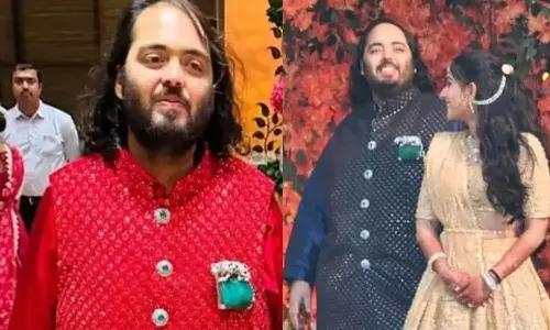 ஆனந்த் அம்பானி ட்ரெஸ்ல தம்மாத்துண்டு இருக்குற இதோட விலை கோடி ரூபாயா?