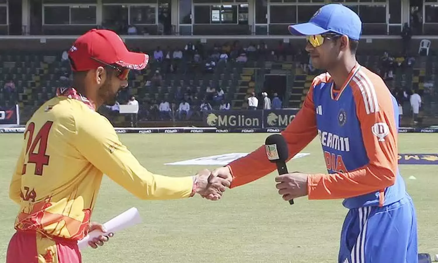 ஜிம்பாப்வேவுக்கு எதிரான 4வது டி20 போட்டி: டாஸ் வென்ற இந்தியா பவுலிங் தேர்வு