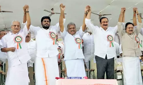 தமிழகத்தில் சட்டம் ஒழுங்கு மிகவும் மோசமாகிவிட்டது-  ஜி.கே.வாசன் ஆவேசம்