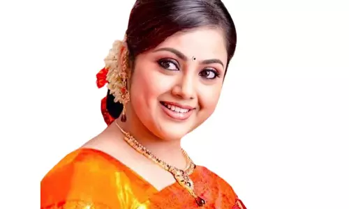 மீனா மலரும் நினைவுகள்... சிக்கிய சேரன்..