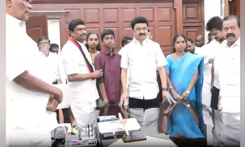 சட்டமன்ற உறுப்பினராக பொறுப்பேற்றார் அன்னியூர் சிவா