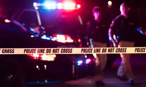 ஓமனில் மசூதி அருகே துப்பாக்கி சூடு- 4 பேர் பலி