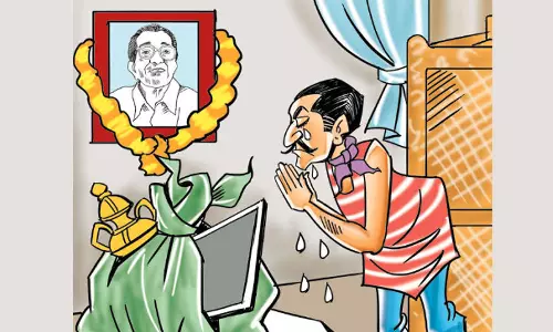 அவர் வீட்டில் திருடிட்டோமா? பொருட்களை திரும்ப கொடுத்து, மன்னிப்பு கடிதம் எழுதிய திருடன்