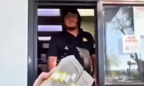 வேலைக்காக ரூ.83 லட்சத்தை நிராகரித்தவர்- வீடியோ வைரல்