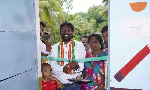 அங்கன்வாடி கட்டிடத்தை திறந்து வைத்தார் விஜய் வசந்த் எம்.பி.