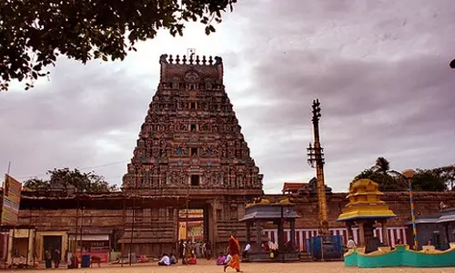 கேரள நம்பூதிரிகள் நடத்தும் பூஜைகள்