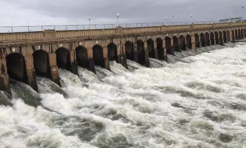 கர்நாடக அணைகளில் இருந்து தமிழகத்திற்கு 55,000 கன அடி தண்ணீர் திறப்பு