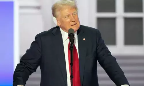 கடவுள் எனது பக்கம் உள்ளார்.. துப்பாக்கிச்சூடு குறித்து மனம் திறந்த டிரம்ப்