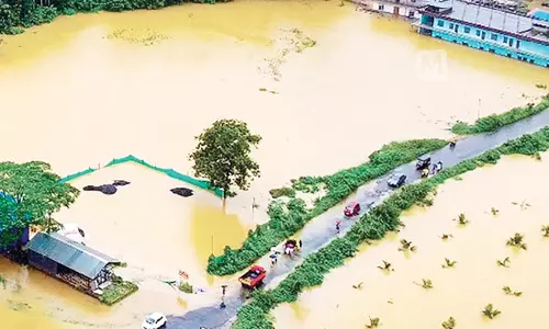 கேரளாவில் சராசரி அளவை விட இருமடங்கு மழை பொழிவு...  பல மாவட்டங்களுக்கு தொடர்ந்து எச்சரிக்கை