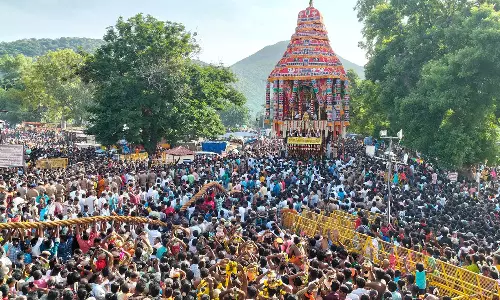 கள்ளழகர் கோவில் ஆடிப்பெருந்திருவிழா தேரோட்டம்