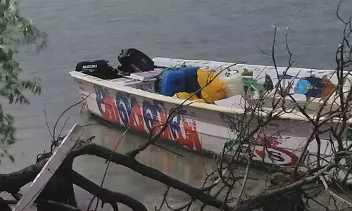 ரூ.75 லட்சம் மதிப்புள்ள பீடி இலைகள் பறிமுதல்-  2 பேர் கைது