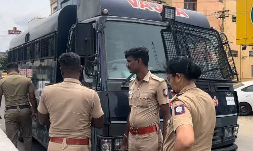 திருப்பூர் கைதிகள் வாகனம்