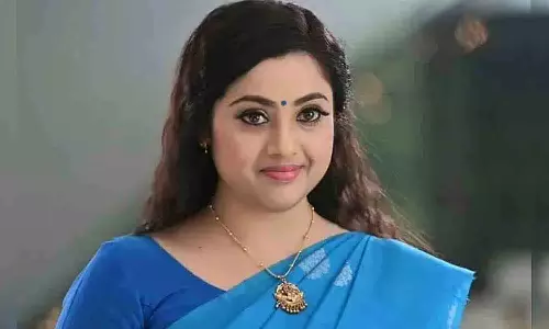 மீனா மலரும் நினைவுகள்... மிரட்டிய ஆற்று வெள்ளம்