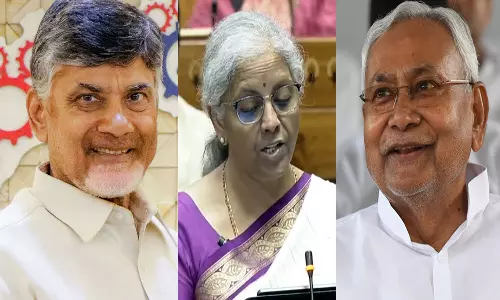 பீகாருக்கு 26 ஆயிரம் கோடி, ஆந்திராவுக்கு 15 ஆயிரம் கோடி.. பாரபட்சம் காட்டினாரா நிர்மலா சீதாராமன்