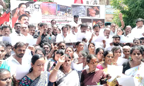 மின் கட்டண உயர்வை எதிர்த்து சென்னையில் 9 இடங்களில் அ.தி.மு.க. கண்டன ஆர்ப்பாட்டம்