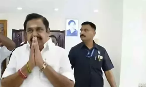 தேனி அ.தி.மு.க. நிர்வாகிகளுடன் எடப்பாடி பழனிசாமி ஆலோசனை