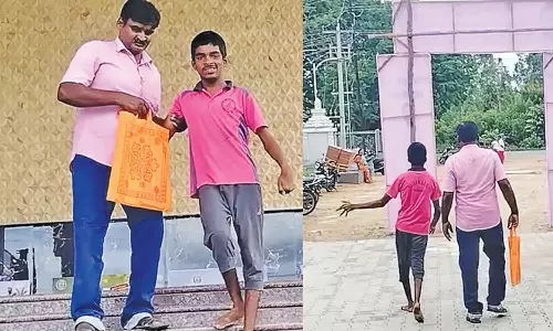 மக்களுடன் முதல்வர்- உயரமான படிக்கட்டுகளில் ஏற முடியாமல் மனு கொடுக்காமல் திரும்பி சென்ற மாற்றுத்திறனாளிகள்