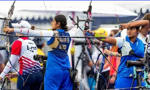 ஒலிம்பிக் வில்வித்தை: தரவரிசை சுற்றில் 4ம் இடம் பிடித்து காலிறுதியை உறுதி செய்தது இந்திய மகளிர் அணி