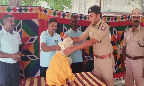 துப்பறியும் நாய் லீமாவுக்கு நடந்த பணி நிறைவு விழா