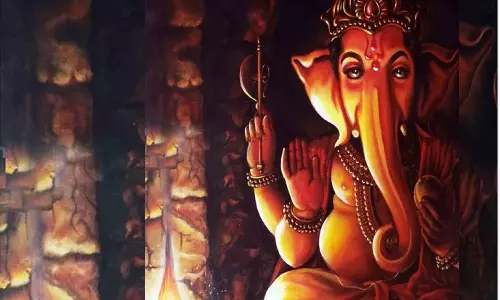 தெய்வங்களில் விநாயகர் வித்தியாசமானவர்