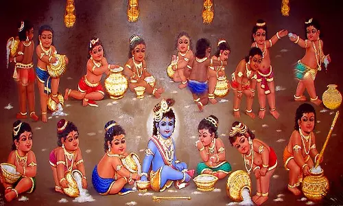 கிருஷ்ணர் வெண்ணெய் திருடிய நிகழ்வை நினைவு கூறும் உறியடி