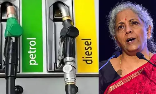 பெட்ரோல், டீசல் விலை: நிதி மந்திரி சொல்வது என்ன?