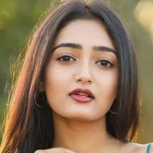 ஹிருத்திகா ஸ்ரீனிவாஸ்